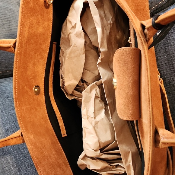 Claudia Firenze Tan Italian Suede  Handbag/crossbody/shoulder Bag - Picture 4 of 13